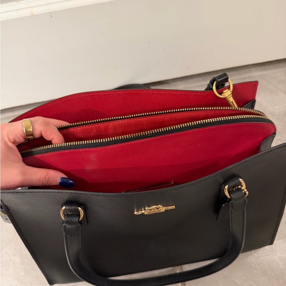 Coach Black and Red Leather Shoulder Bag - Picture 4 of 5